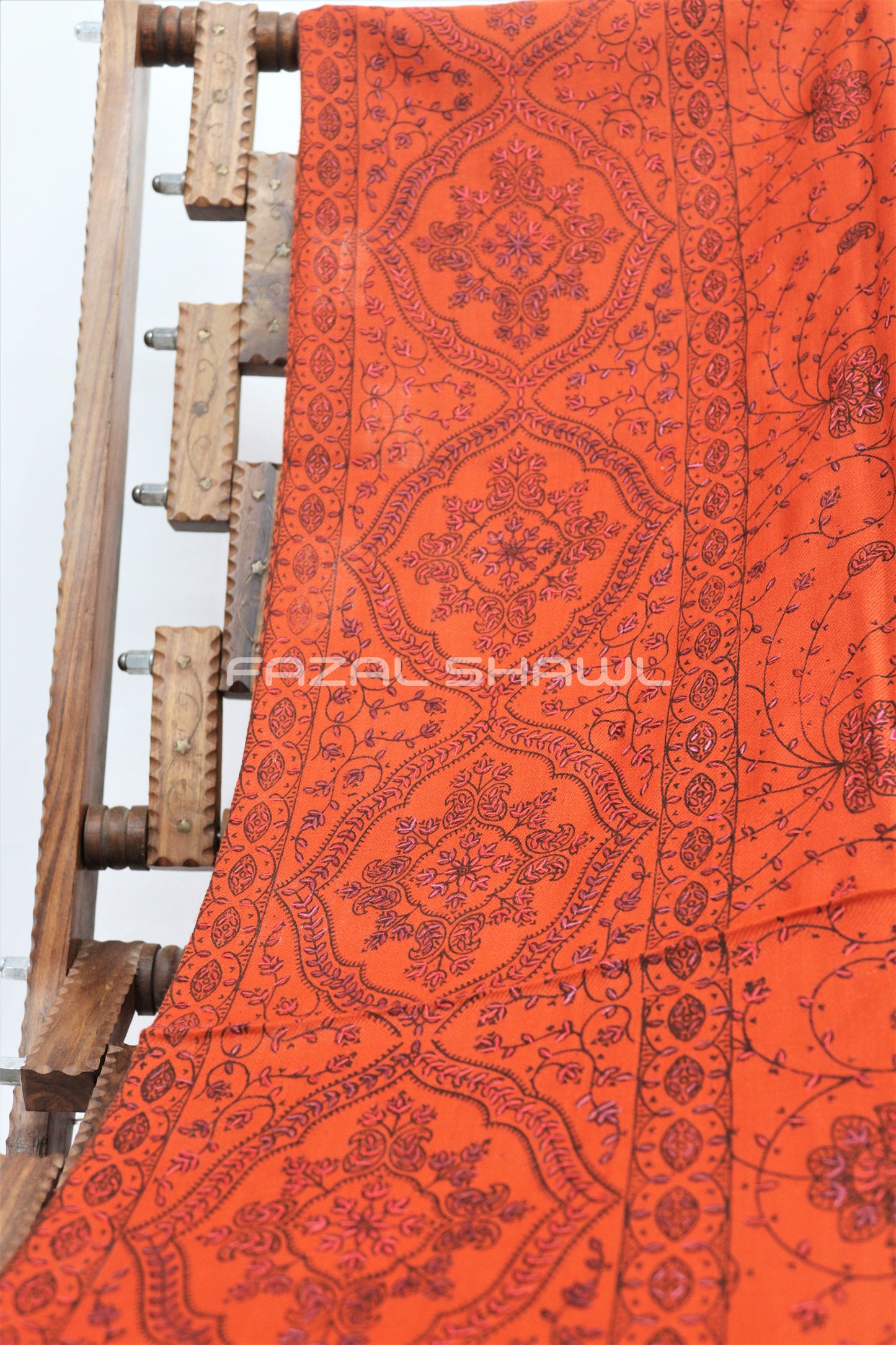 Top Dour Embroidery
