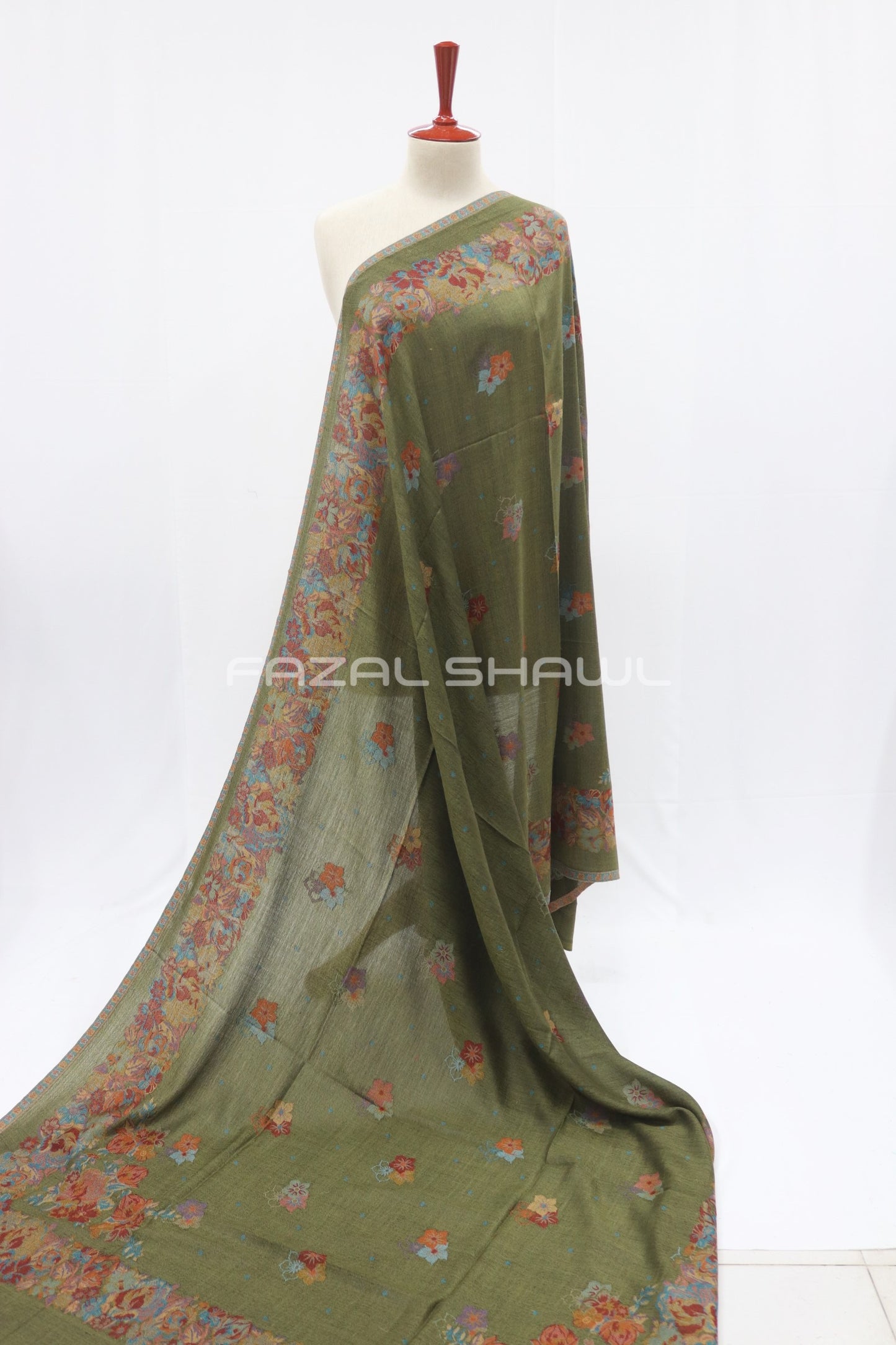 Kaani Four Side Border Boti