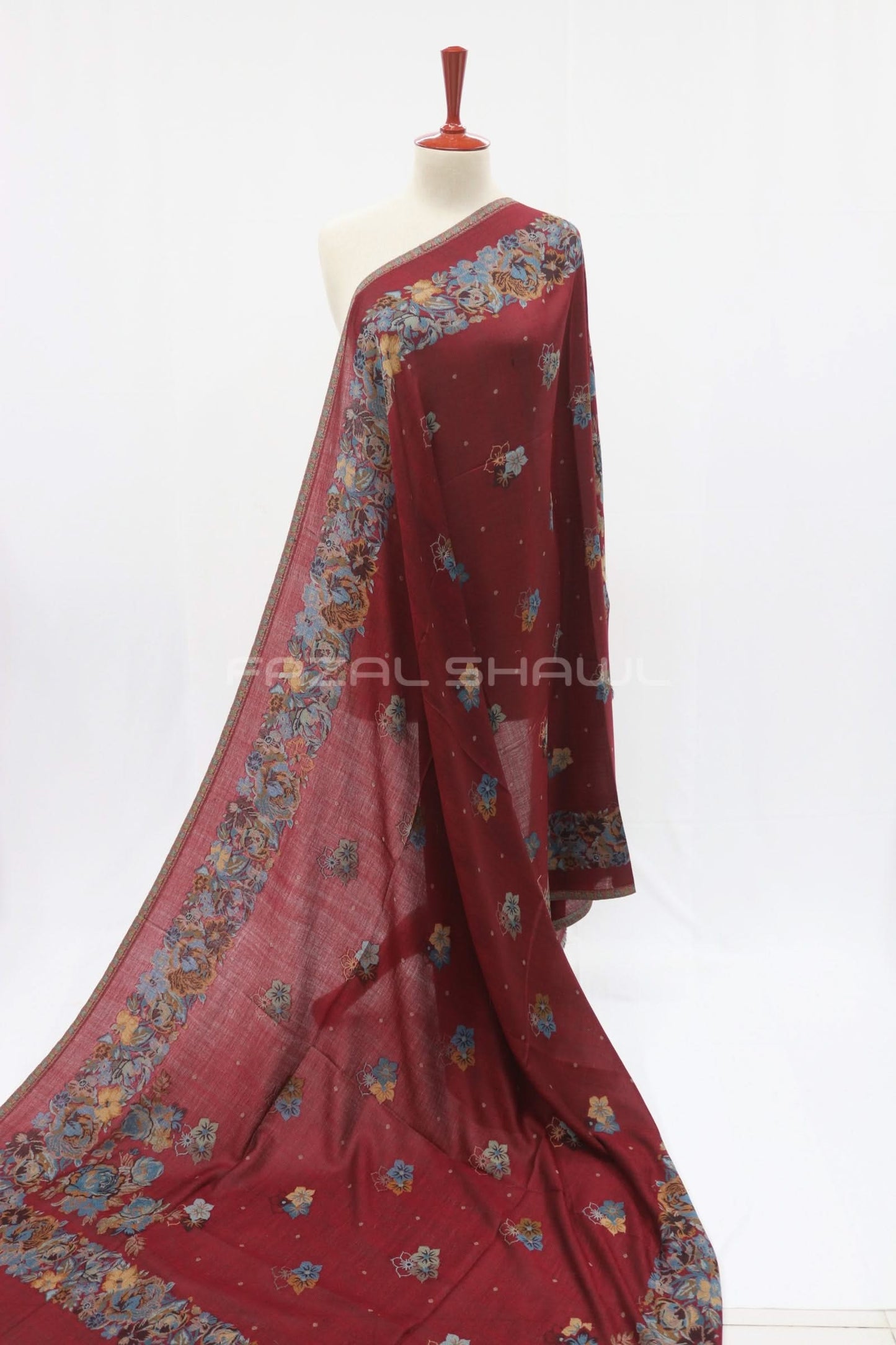 Kaani Four Side Border Boti