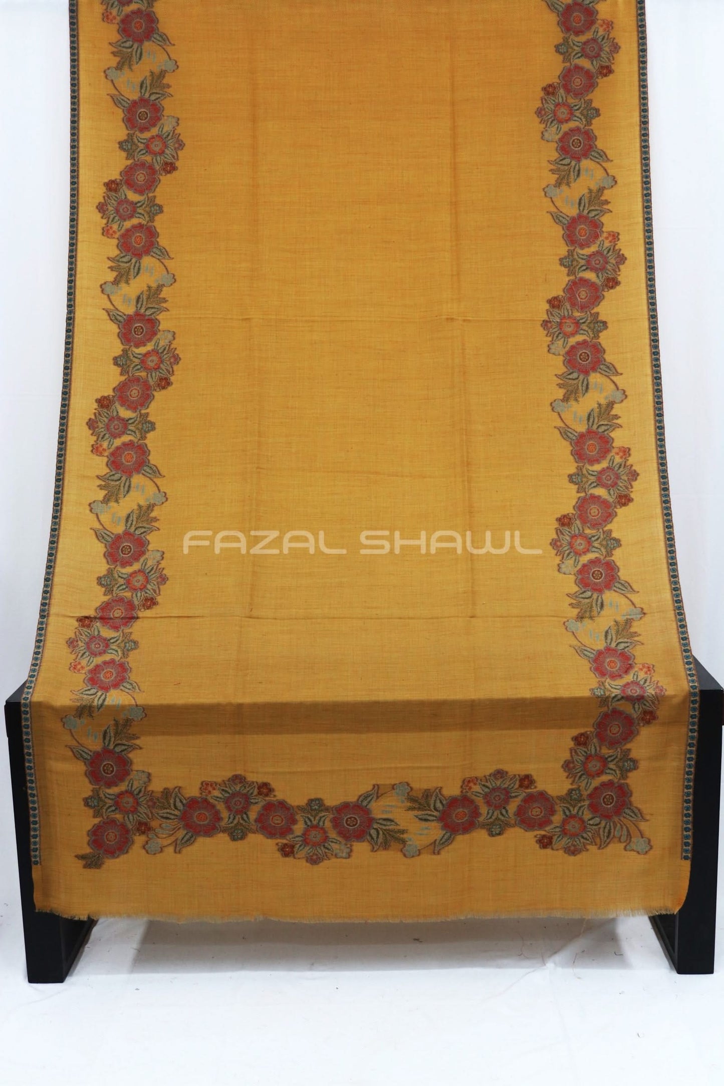 Kaani Four Side Flower