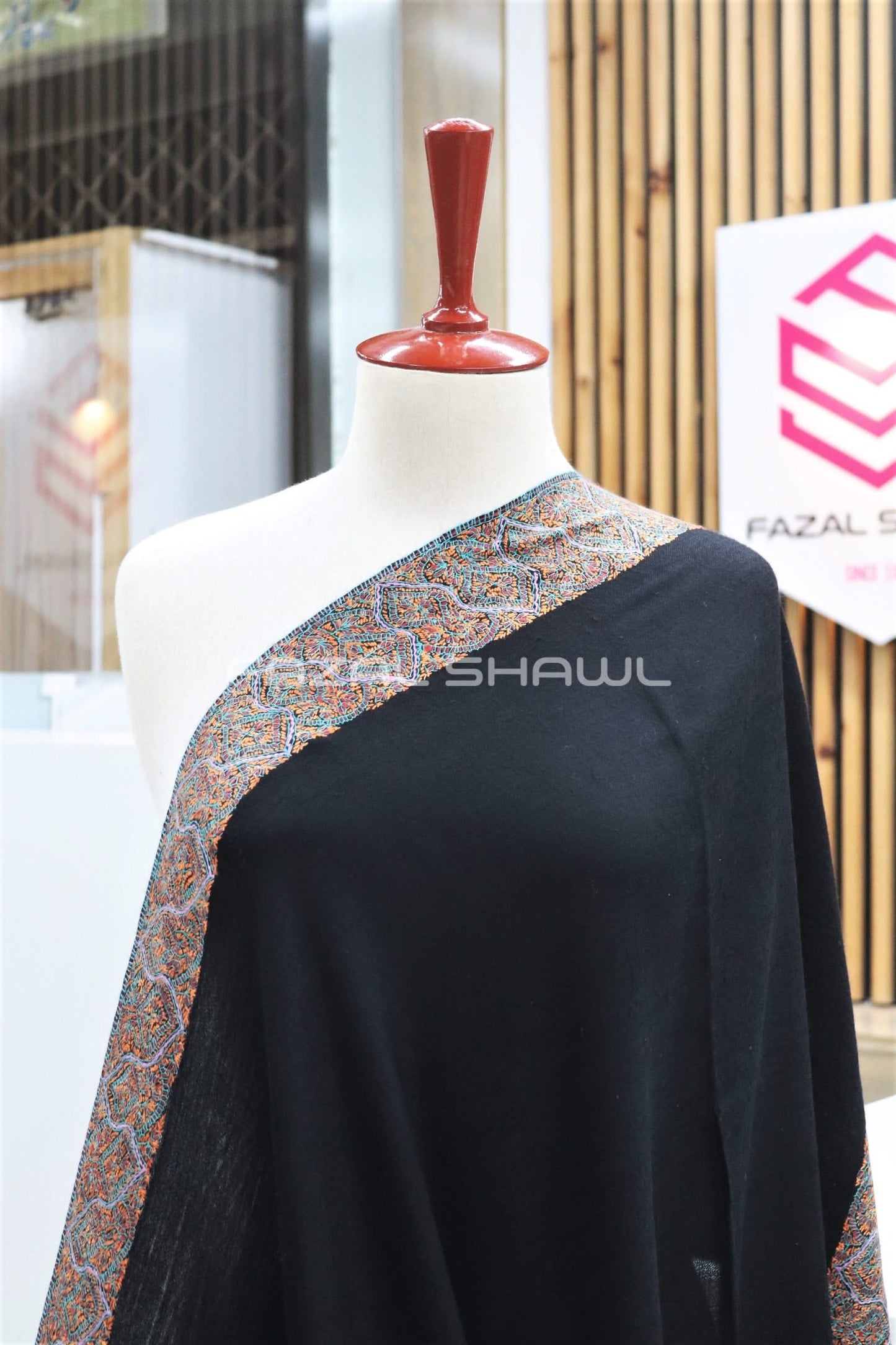 Tosha Kashmiri Border