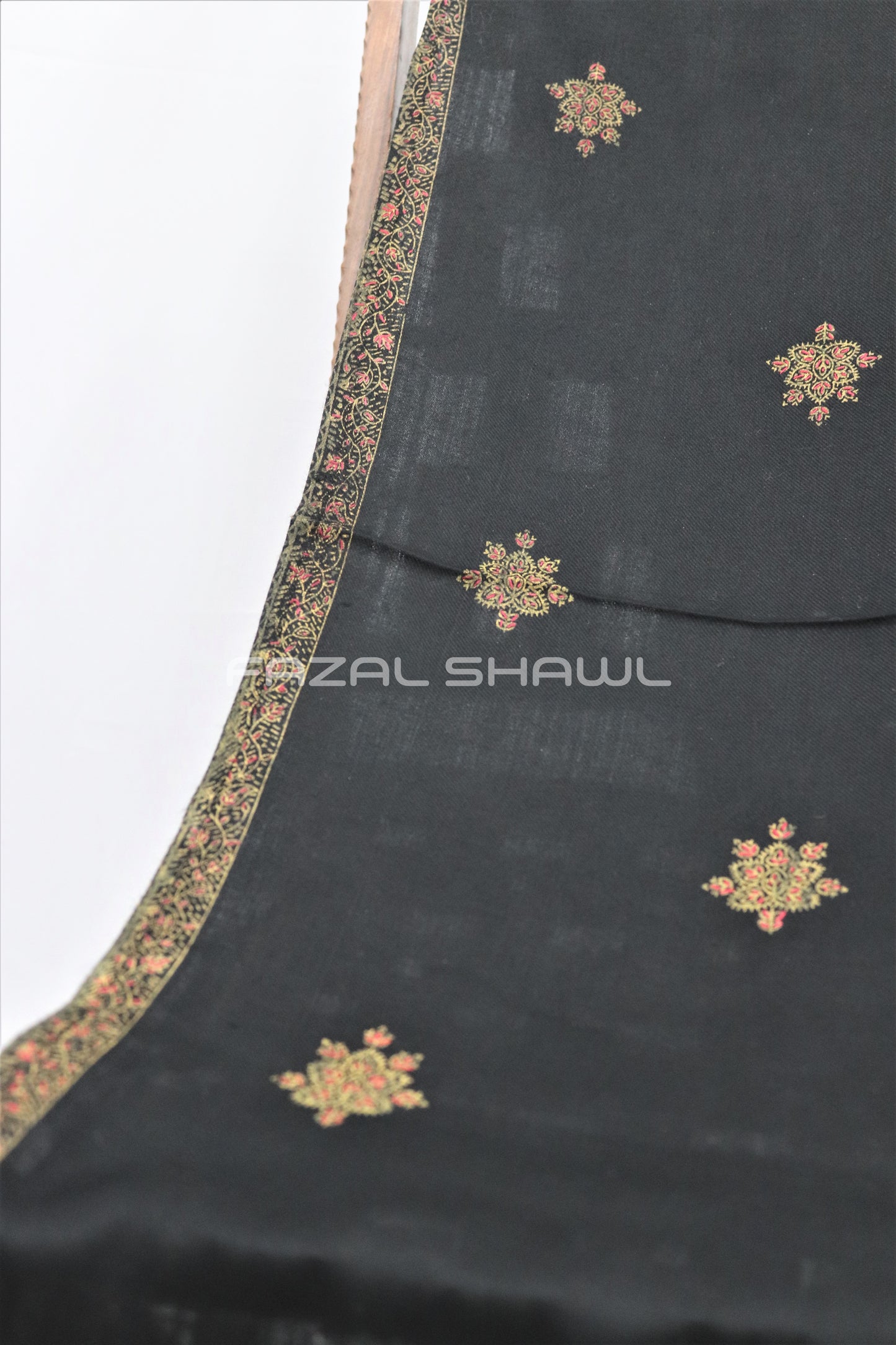 One Side Border Kharahi