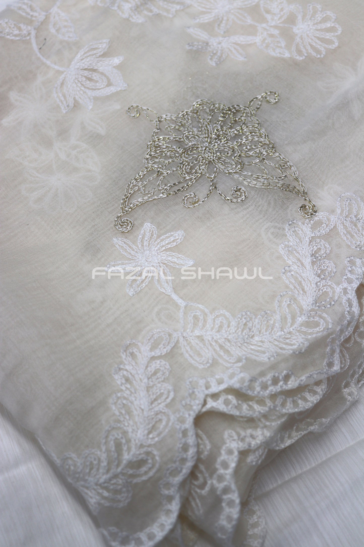 FULLY SIZE EMBROIDER SHAWL