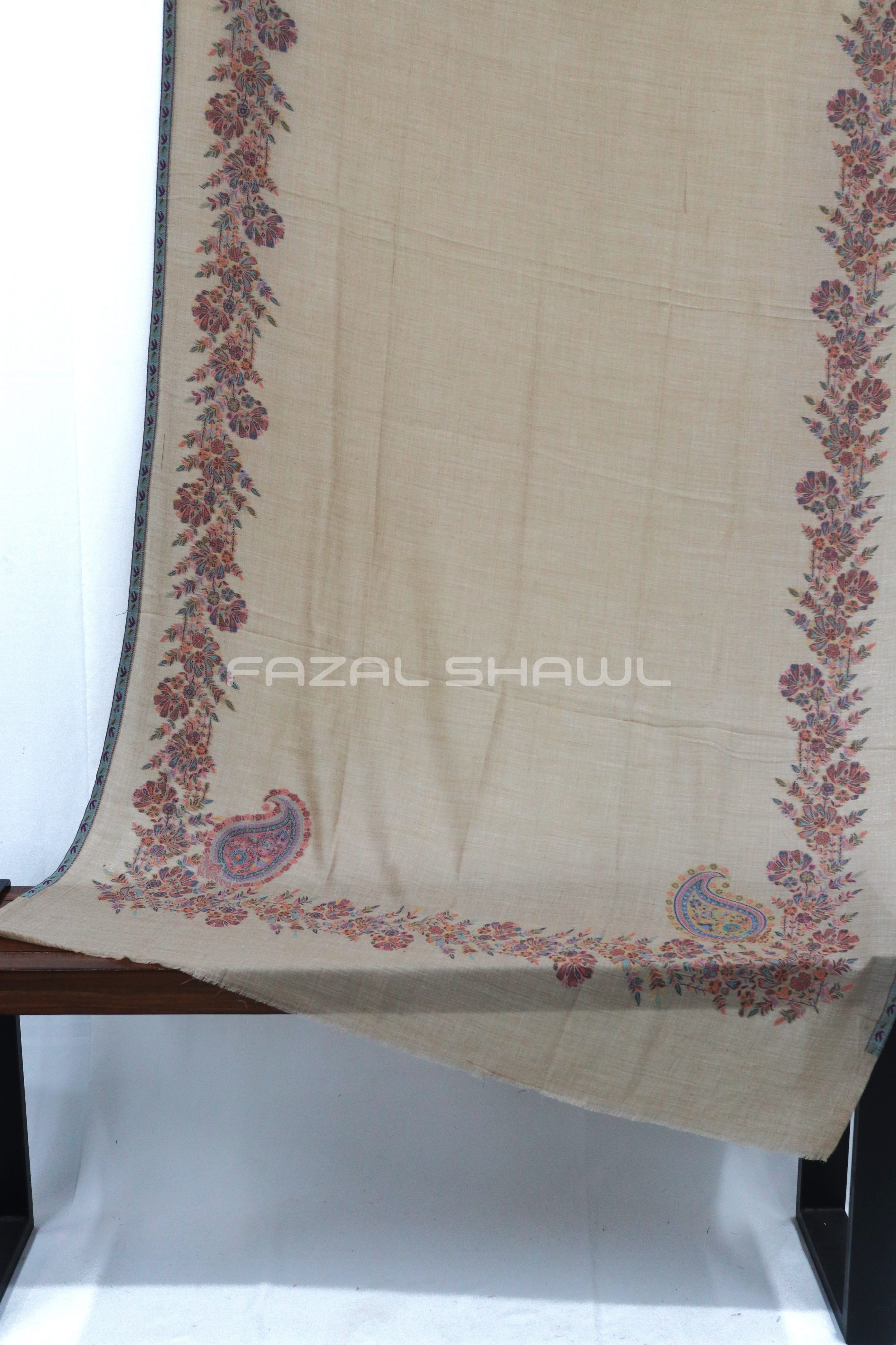 Kaani Multicolor Border