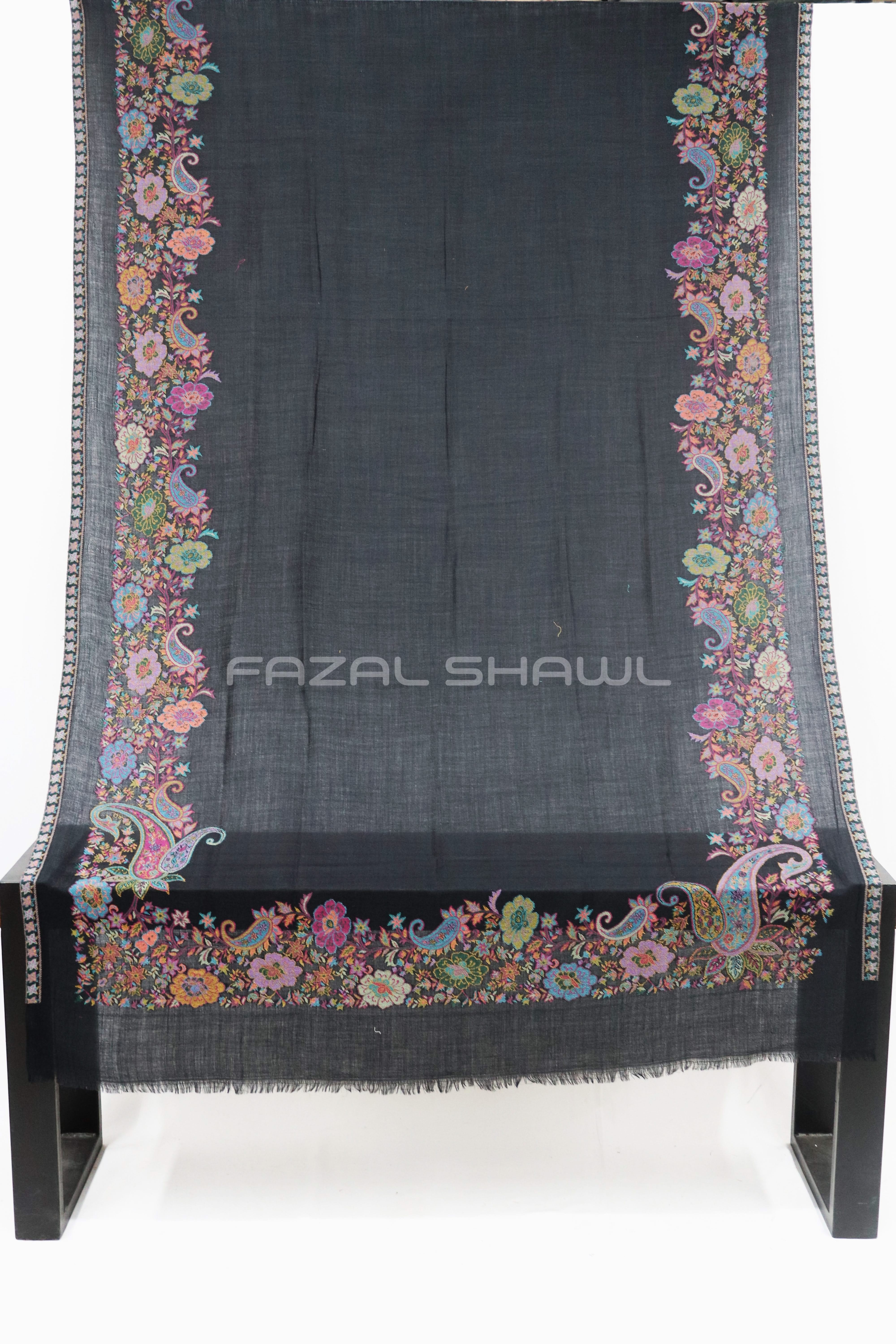 Kaani Multicolor Border