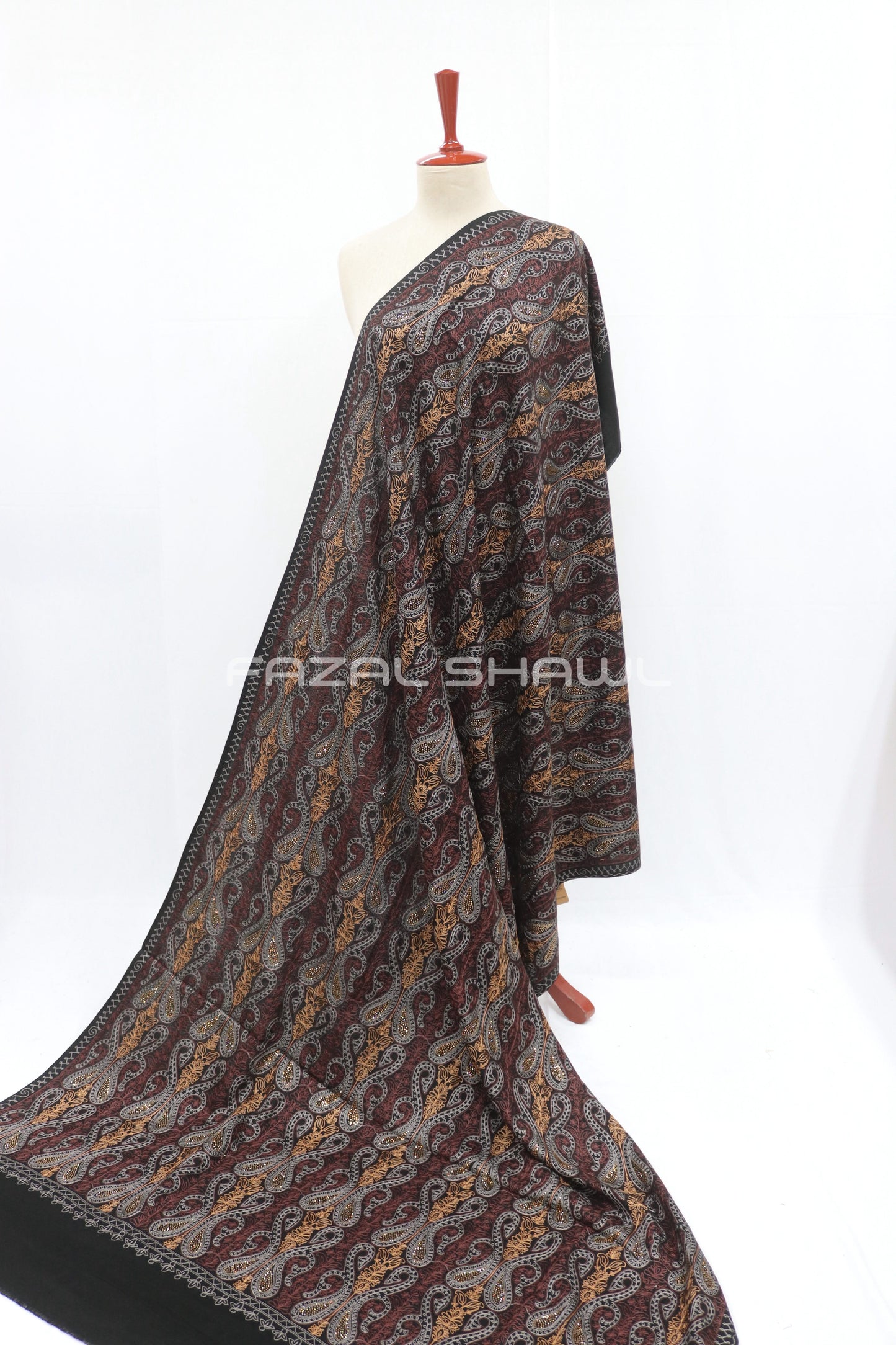 Fish Nalki And Stone Jaal