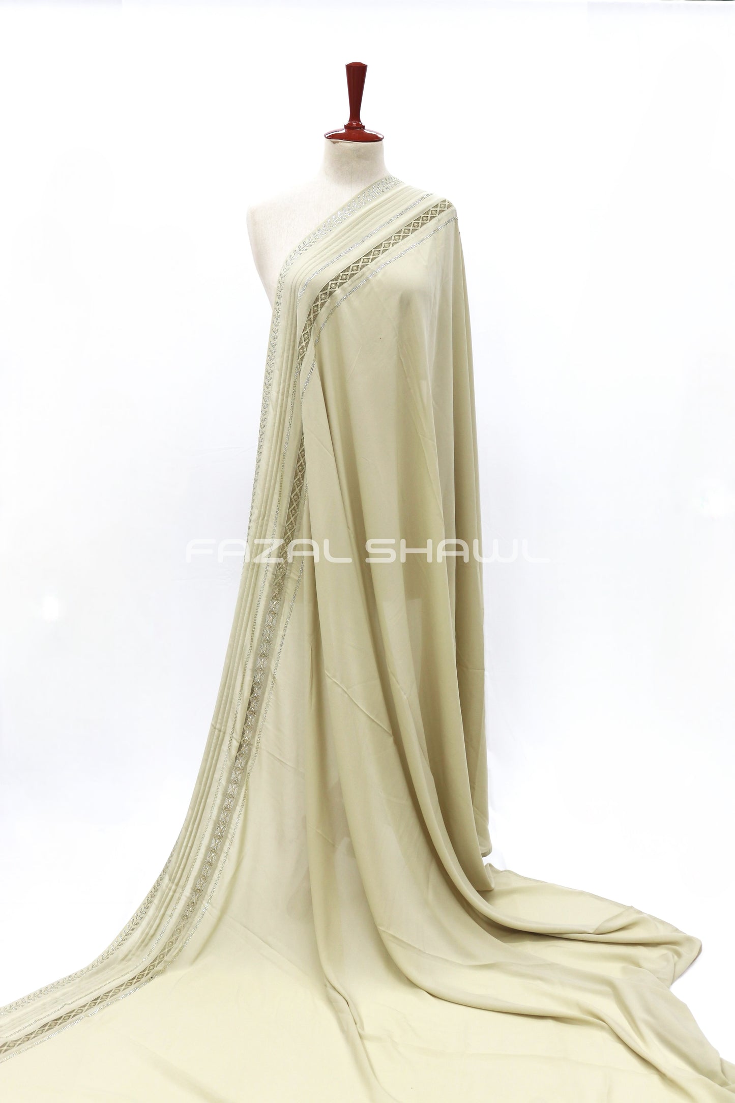 Lais And Stone Border