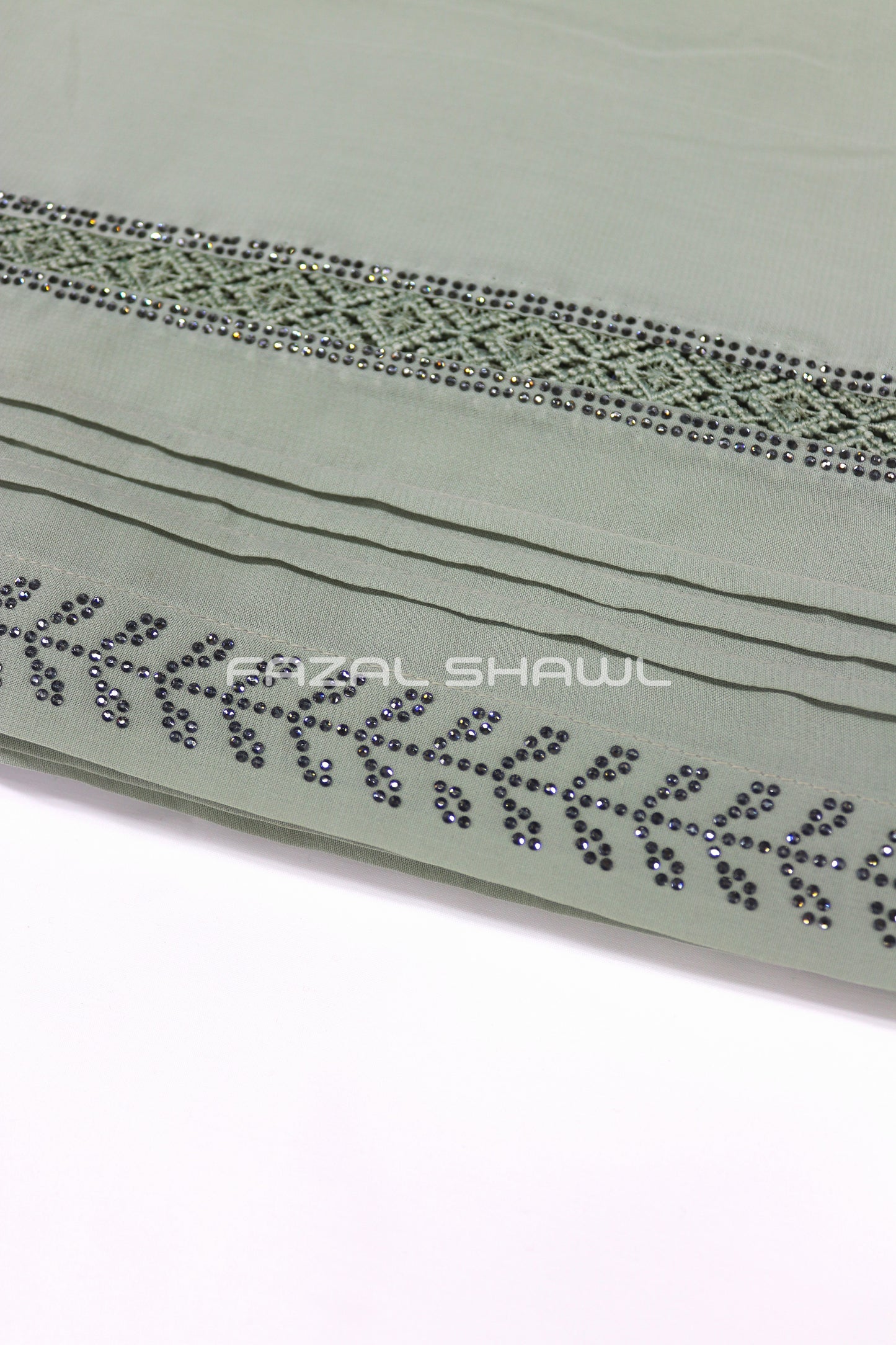 Lais And Stone Border