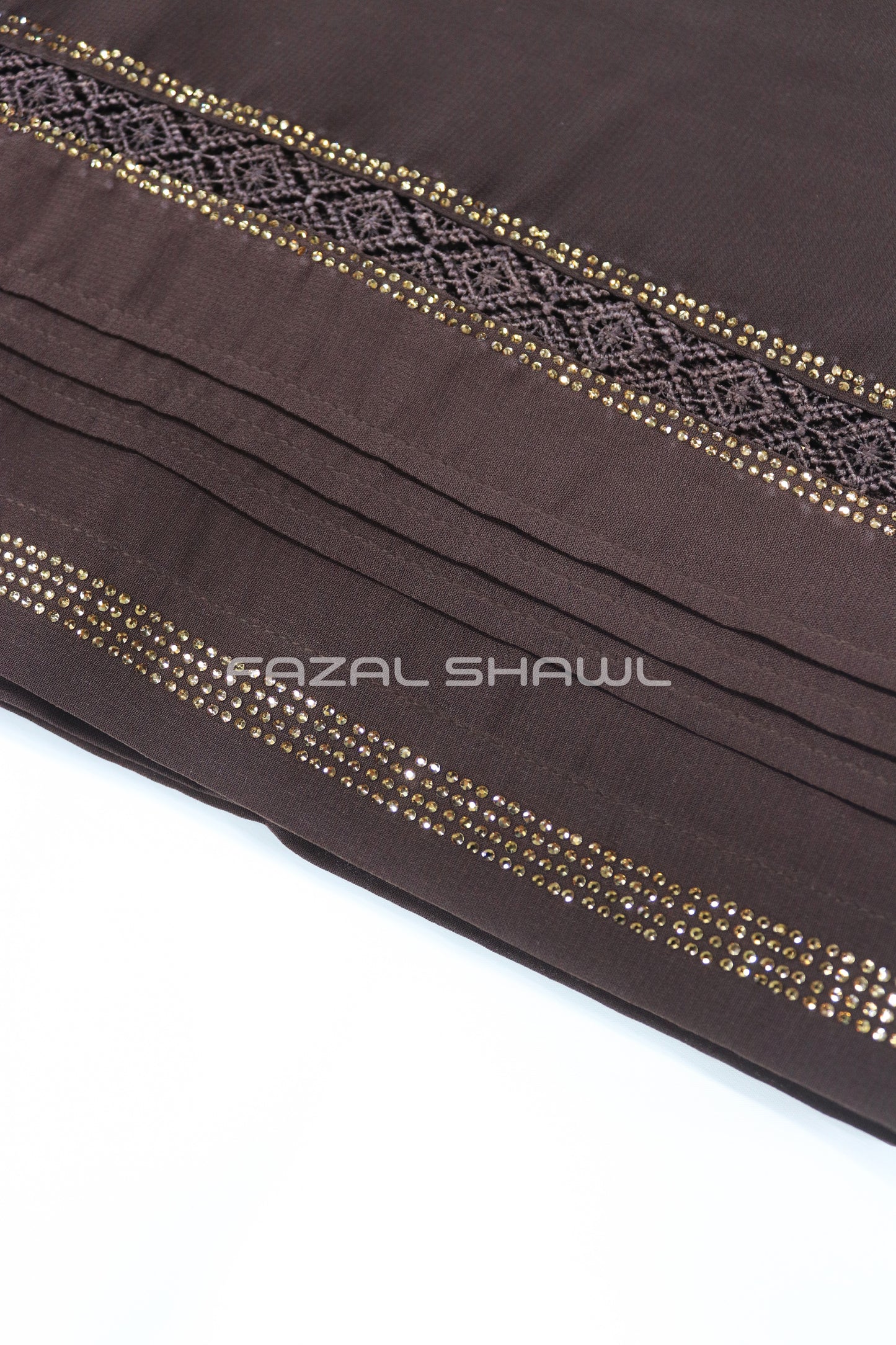 Lais And Stone Border